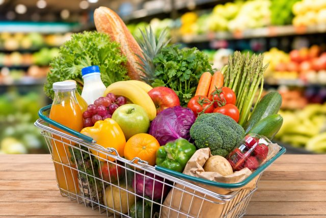Food & Groceries